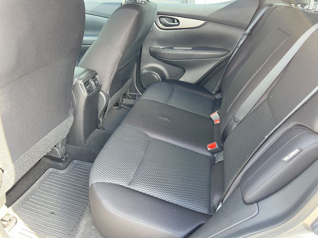 2021 Nissan Rogue Image 26