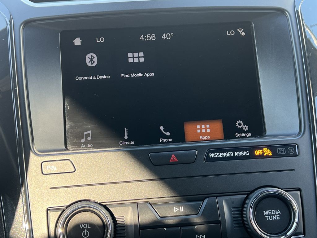 2018 Ford Explorer Image 30