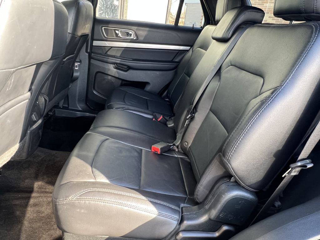 2018 Ford Explorer Image 36