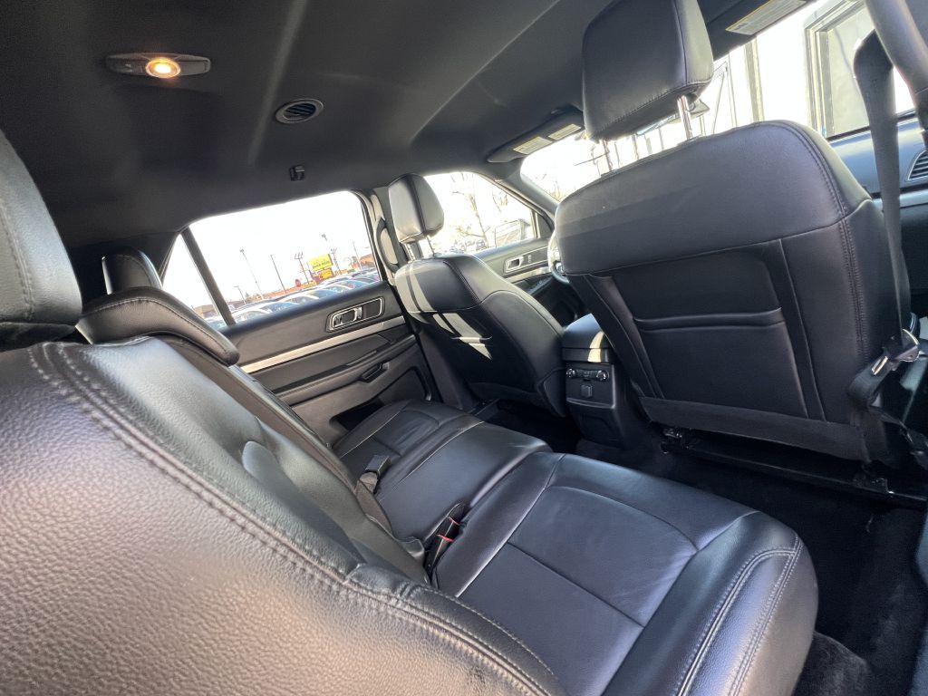 2018 Ford Explorer Image 41