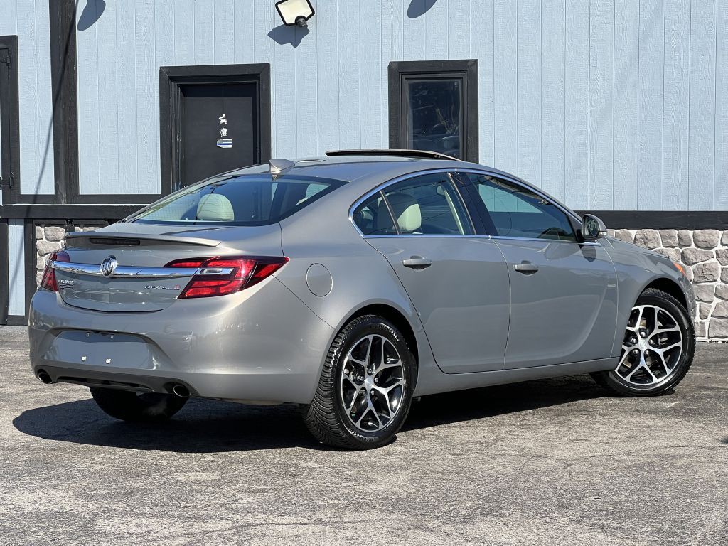 2017 Buick Regal Image 10