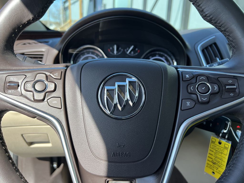 2017 Buick Regal Image 19