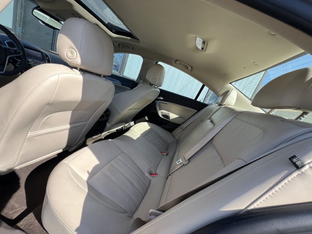2017 Buick Regal Image 26