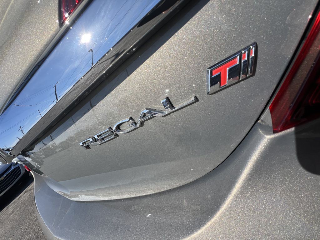 2017 Buick Regal Image 27