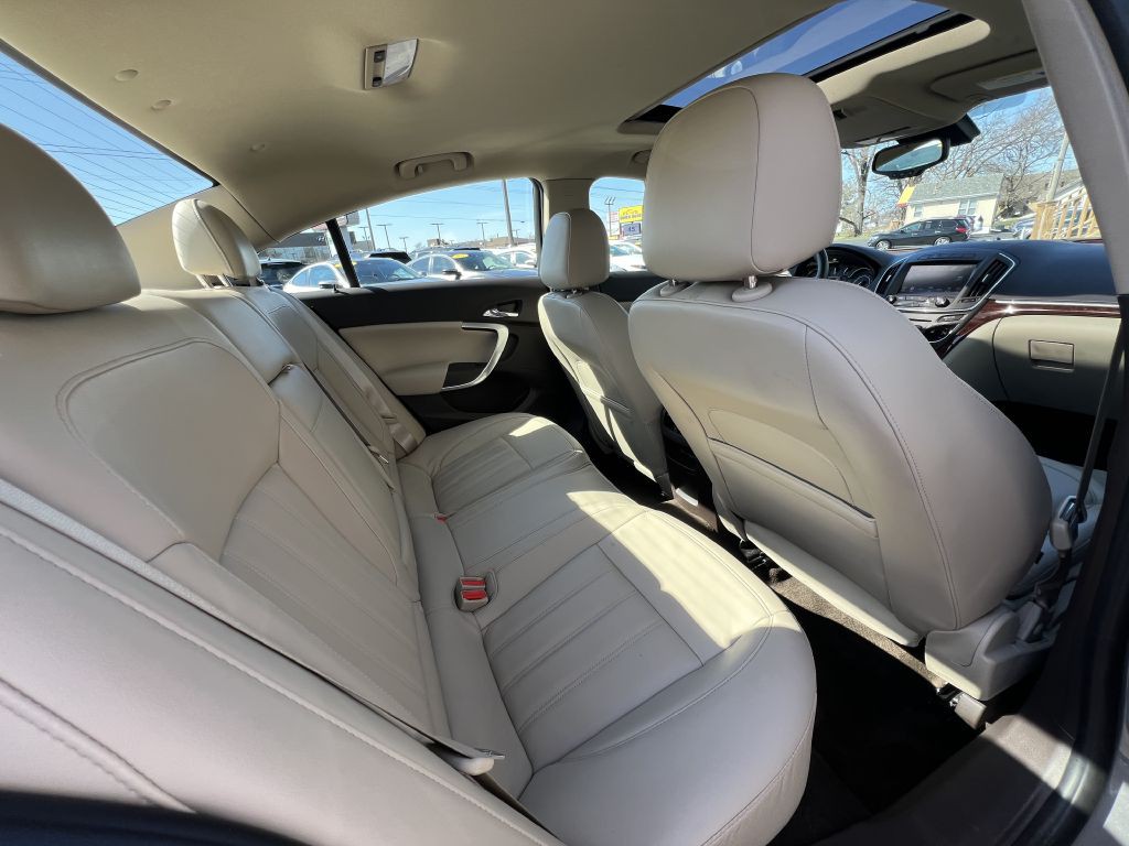 2017 Buick Regal Image 28