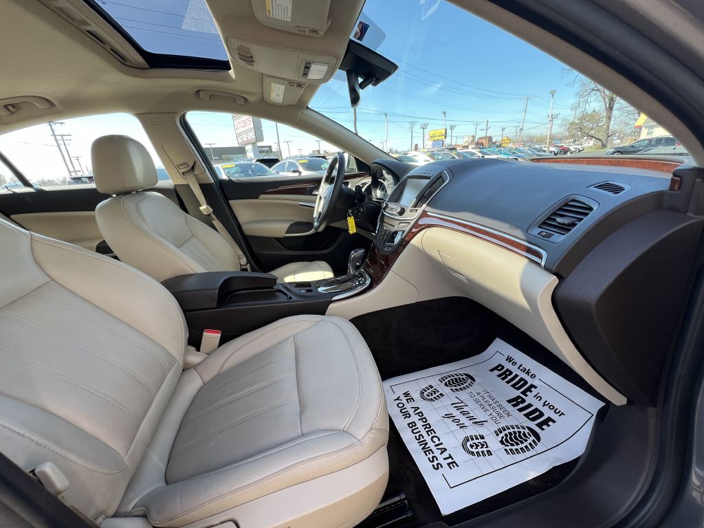2017 Buick Regal Image 31