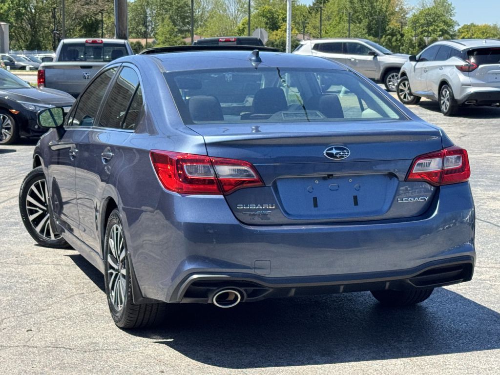 2018 Subaru Legacy Image 7