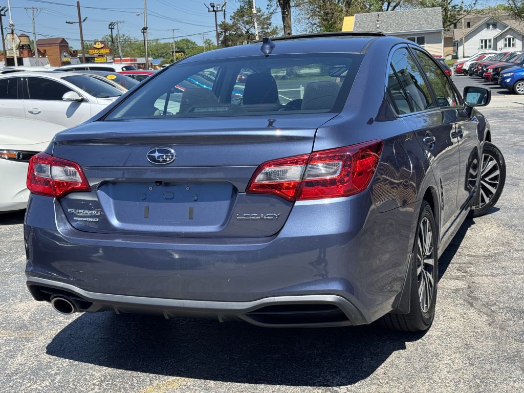 2018 Subaru Legacy Image 12