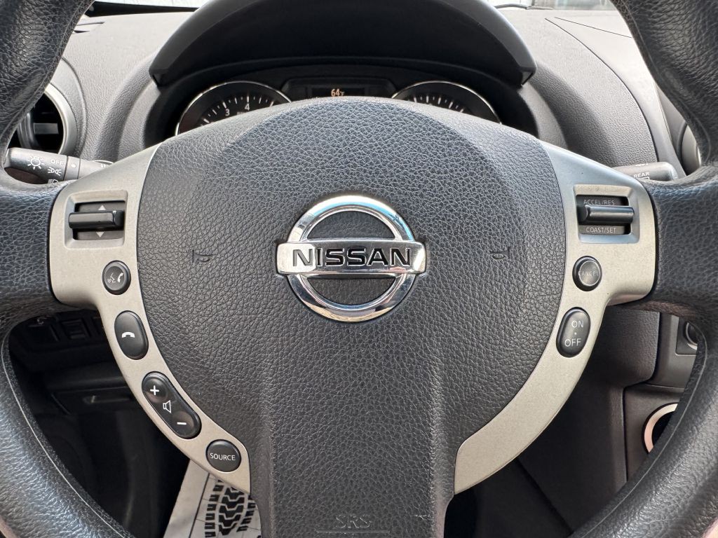 2015 Nissan Rogue Image 21