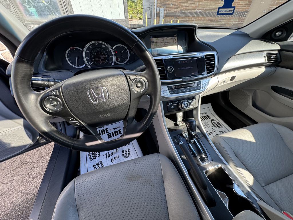 2013 Honda Accord Image 16