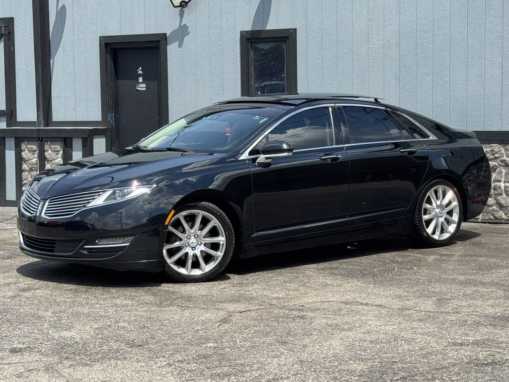 2016 Lincoln MKZ Image 2