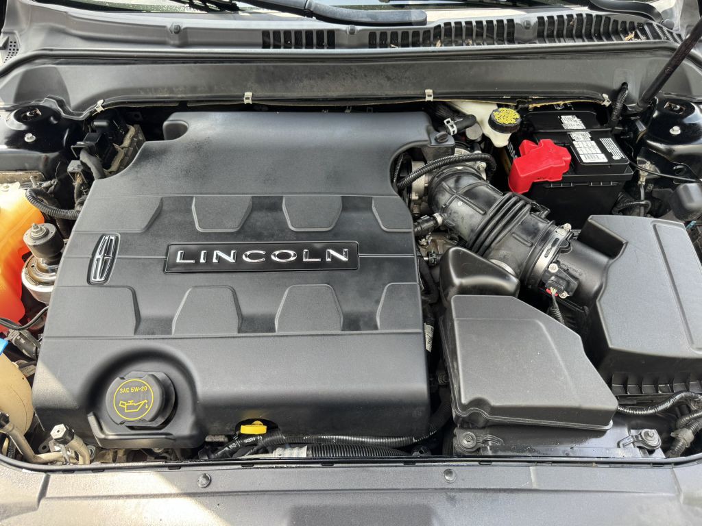 2016 Lincoln MKZ Image 32