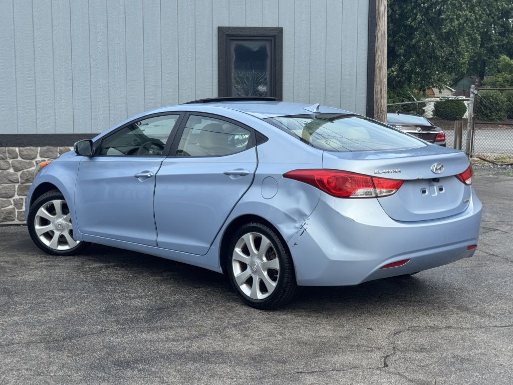 2012 Hyundai Elantra Image 8