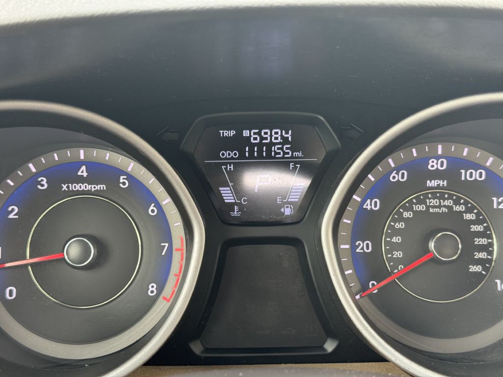 2012 Hyundai Elantra Image 20