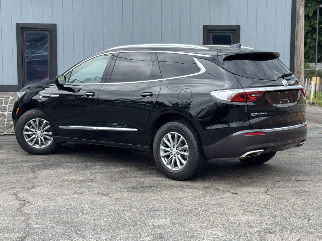 2022 Buick Enclave Image 8