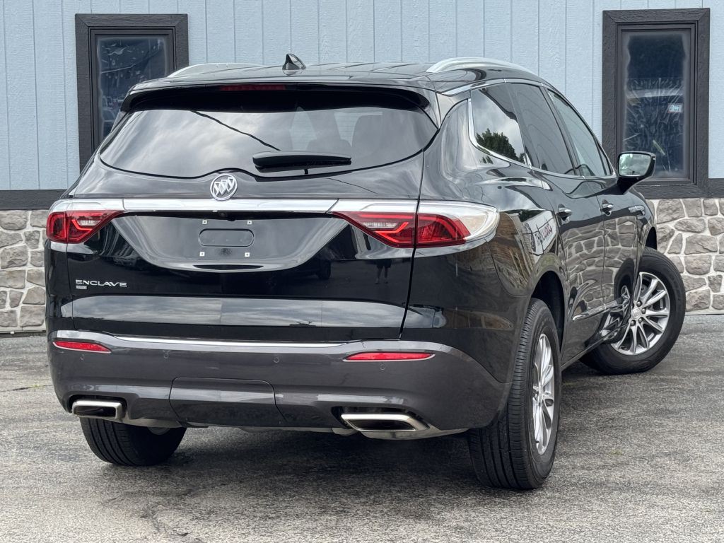 2022 Buick Enclave Image 10