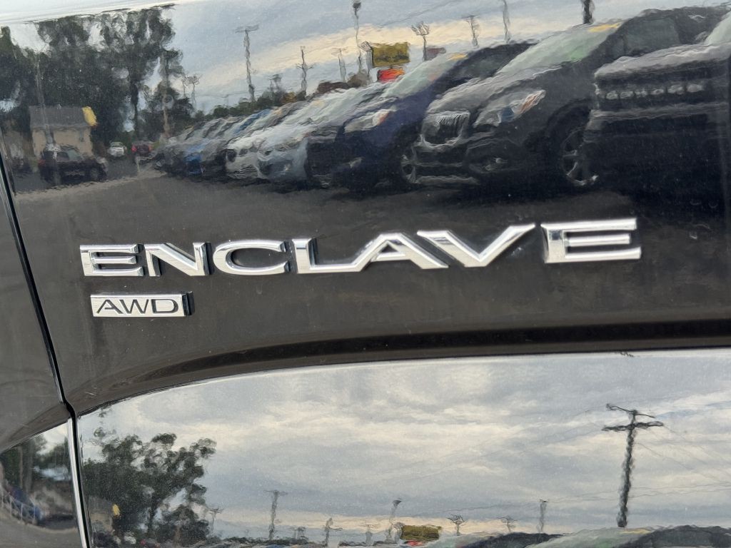 2022 Buick Enclave Image 13