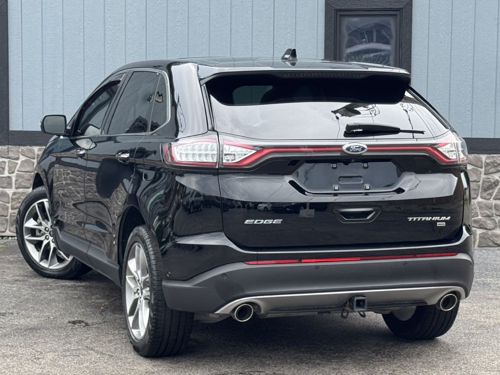 2017 Ford Edge Image 5