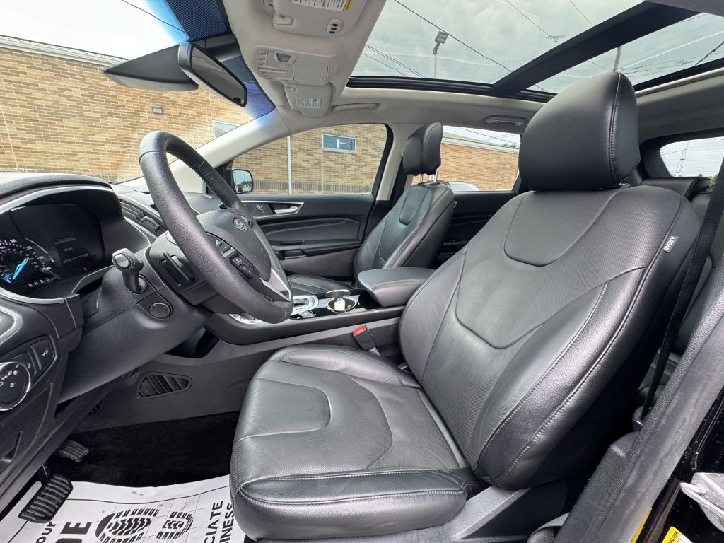 2017 Ford Edge Image 13