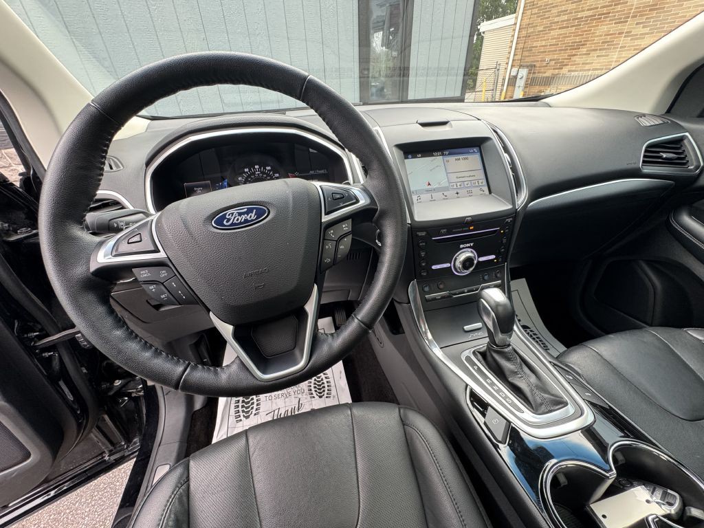 2017 Ford Edge Image 14