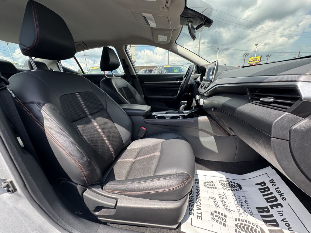 2023 Nissan Altima Image 19