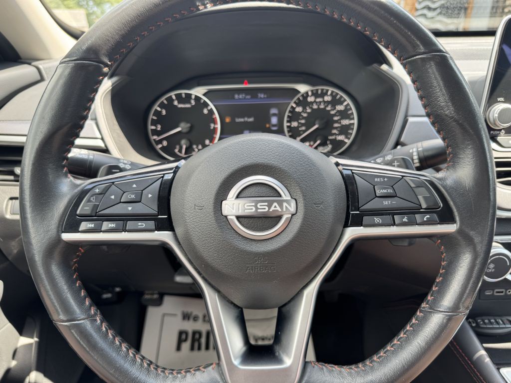 2023 Nissan Altima Image 21