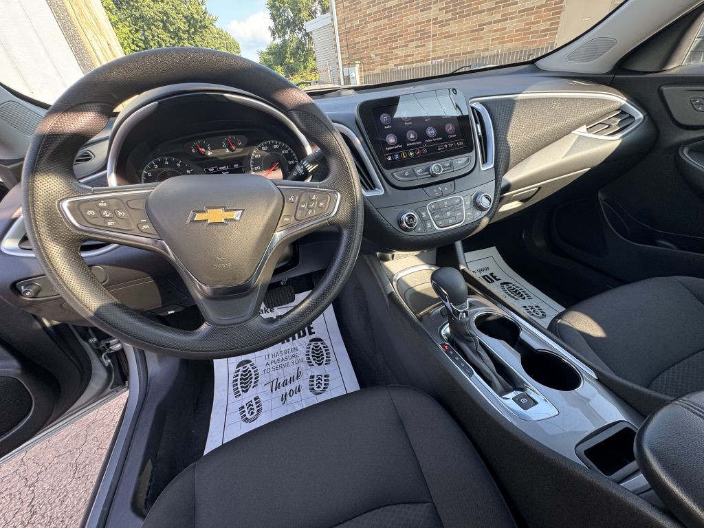 2024 Chevrolet Malibu Image 16