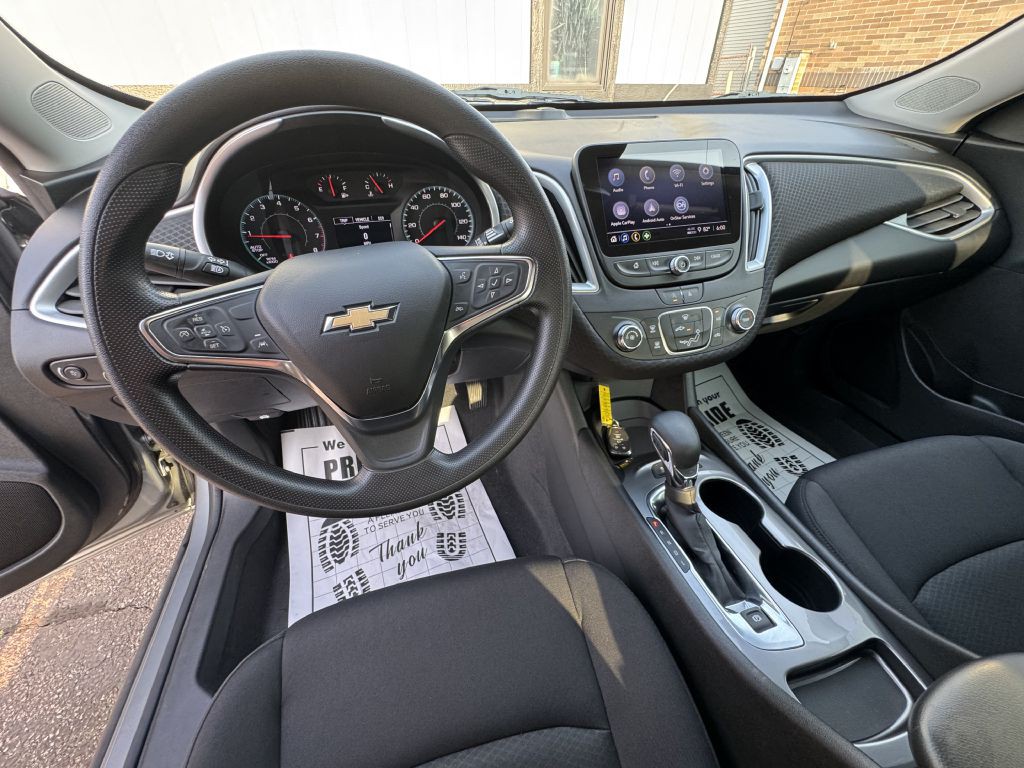 2024 Chevrolet Malibu Image 14