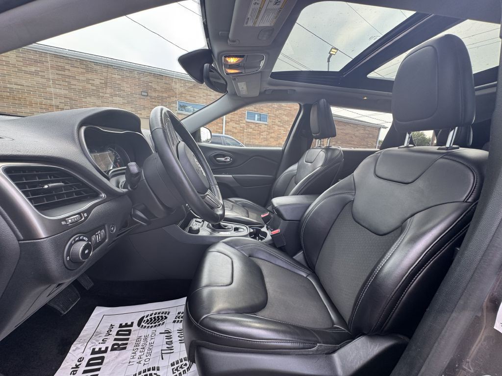 2019 Jeep Cherokee Image 17