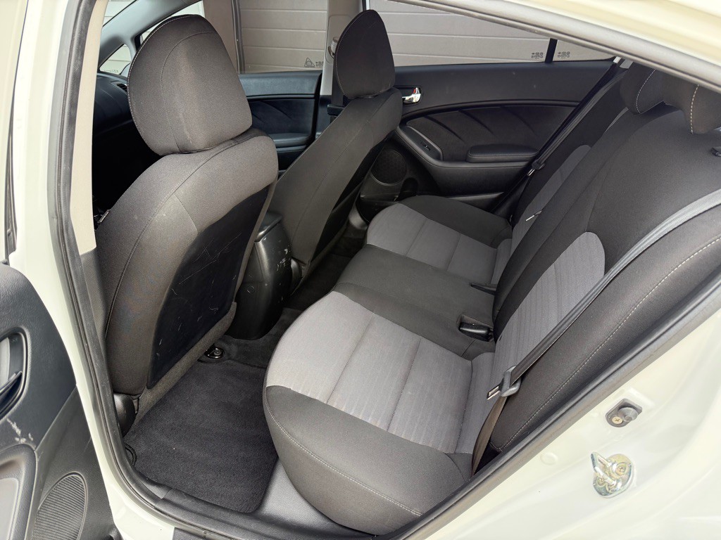 2018 Kia Forte Image 9