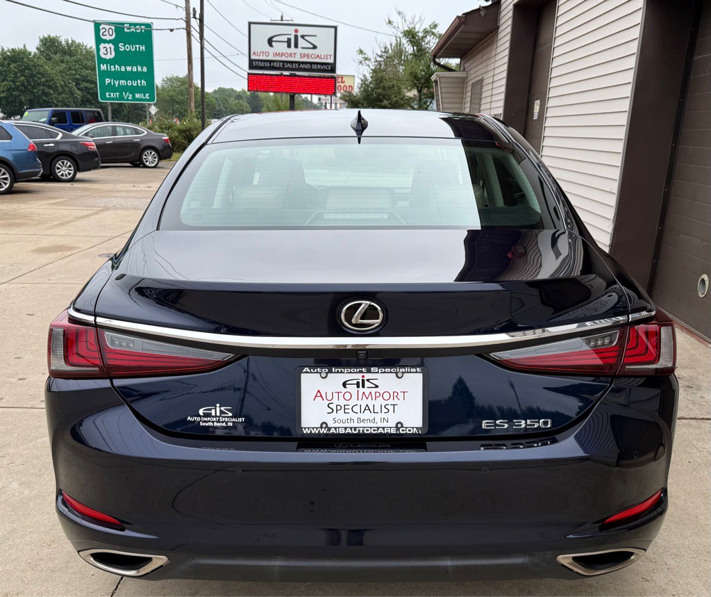 2019 Lexus ES 350 Image 9
