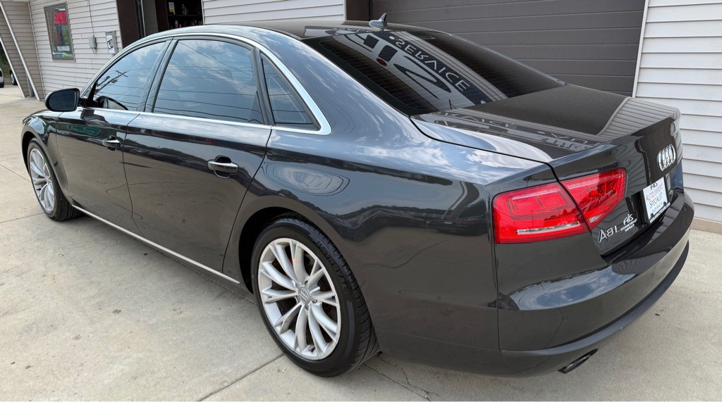 2013 Audi A8 Image 19