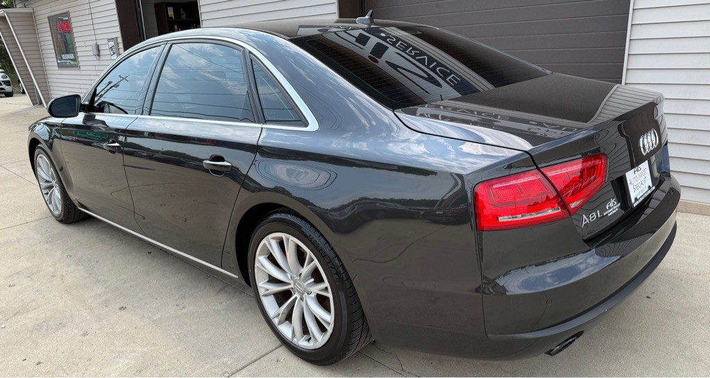 2013 Audi A8 Image 22