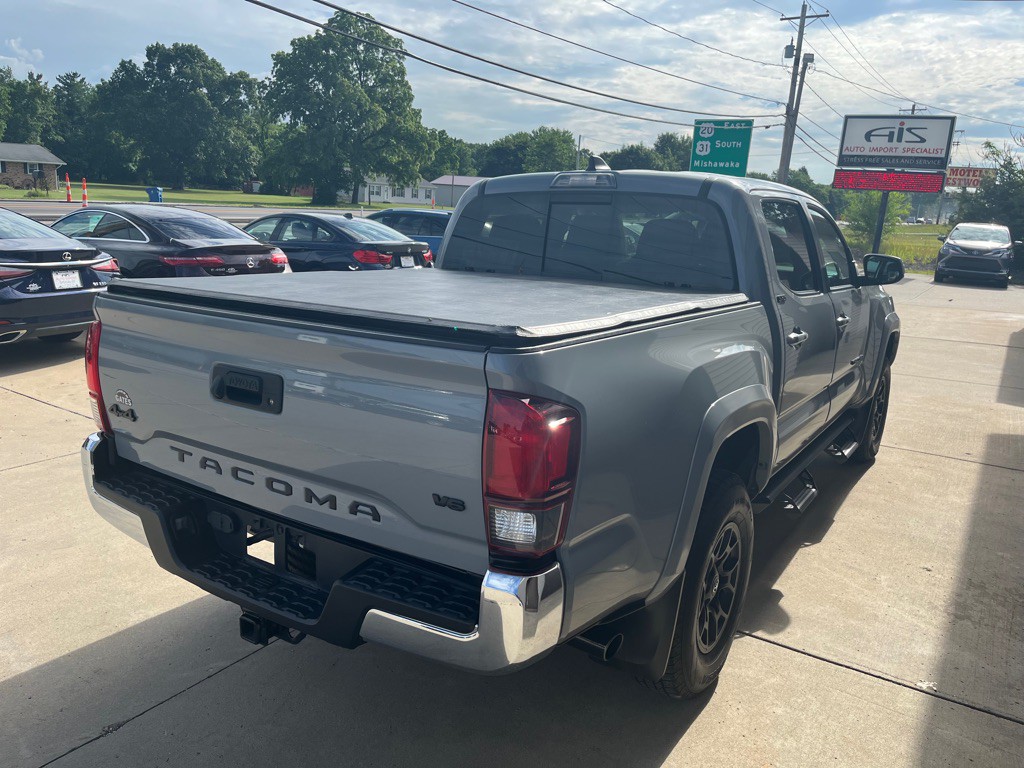 2021 Toyota Tacoma Image 2