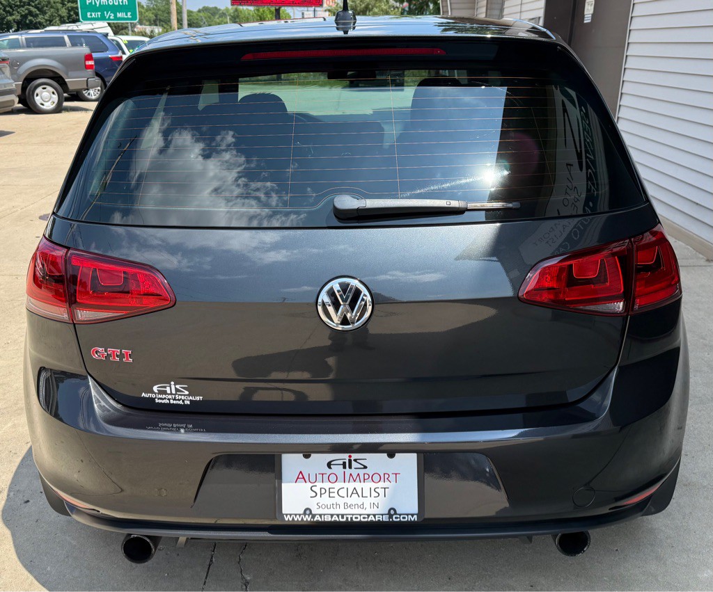 2016 Volkswagen GTI Image 6