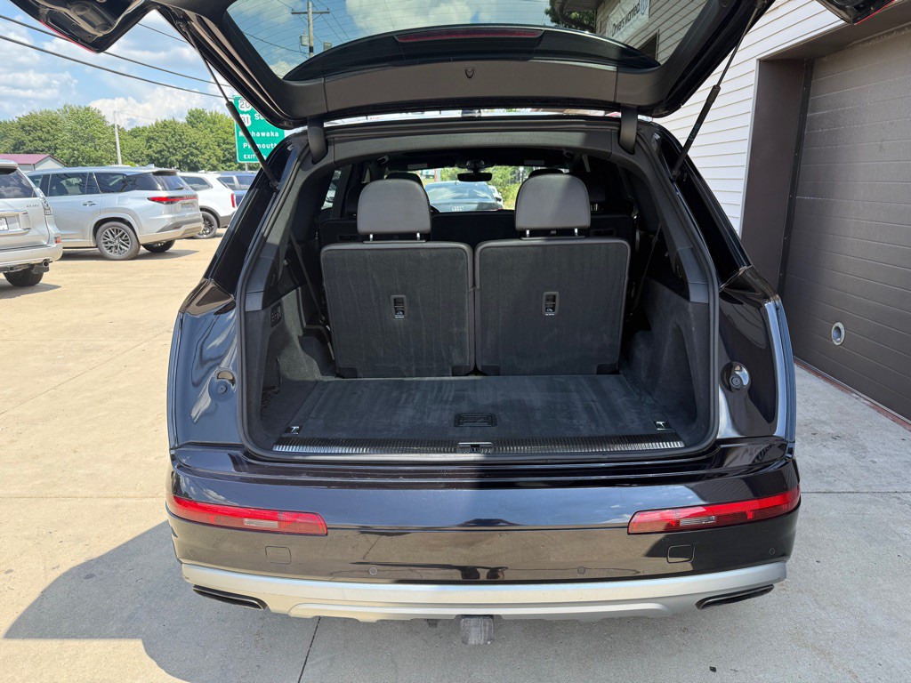 2017 Audi Q7 Image 6
