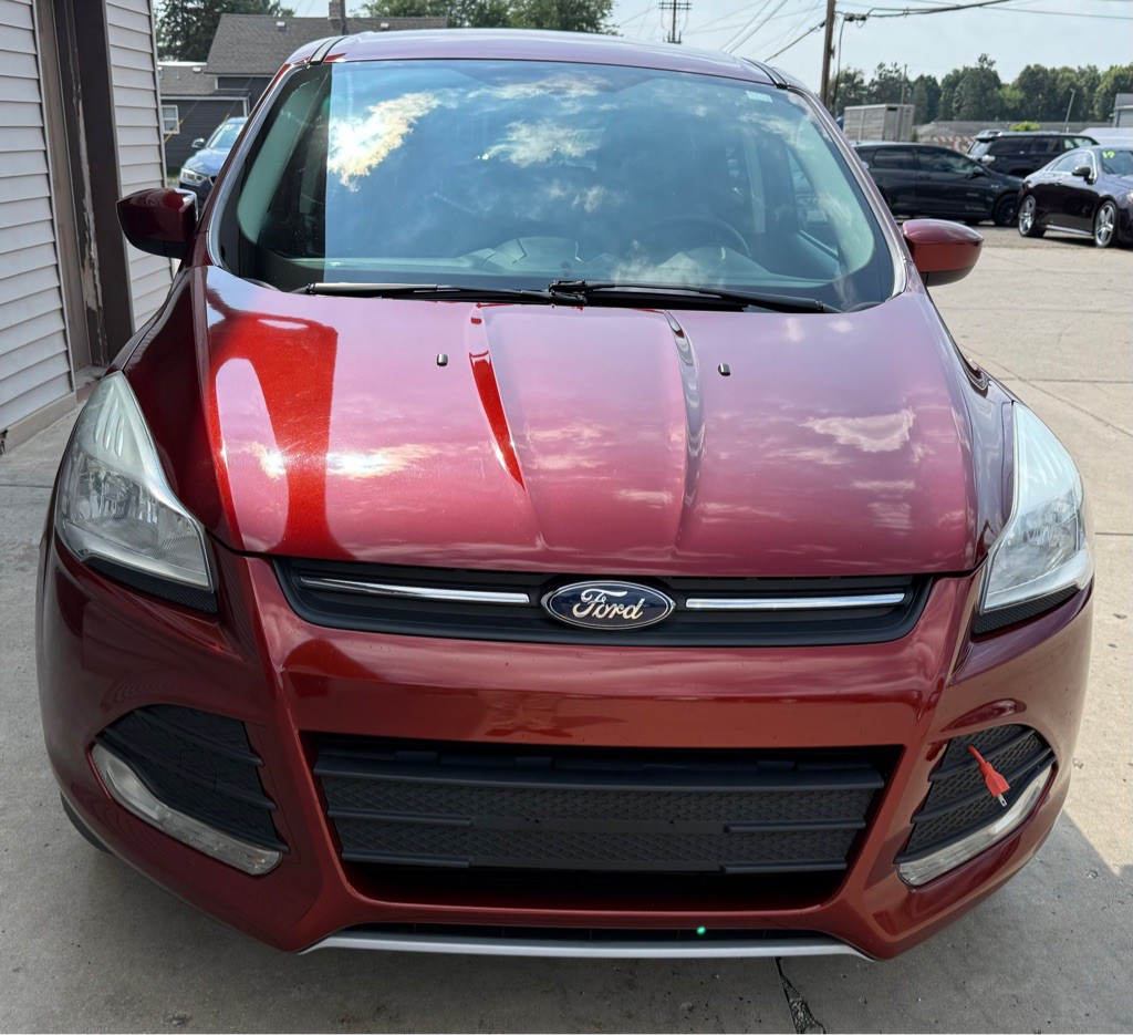 2014 Ford Escape Image 2