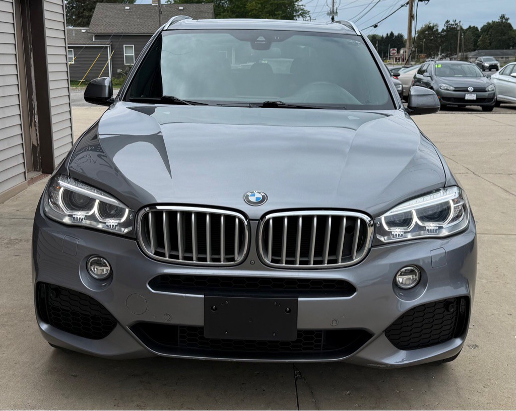 2016 BMW X5 Image 2
