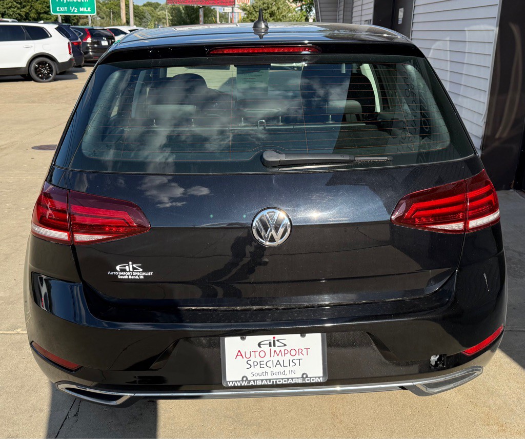 2021 Volkswagen Golf Image 8