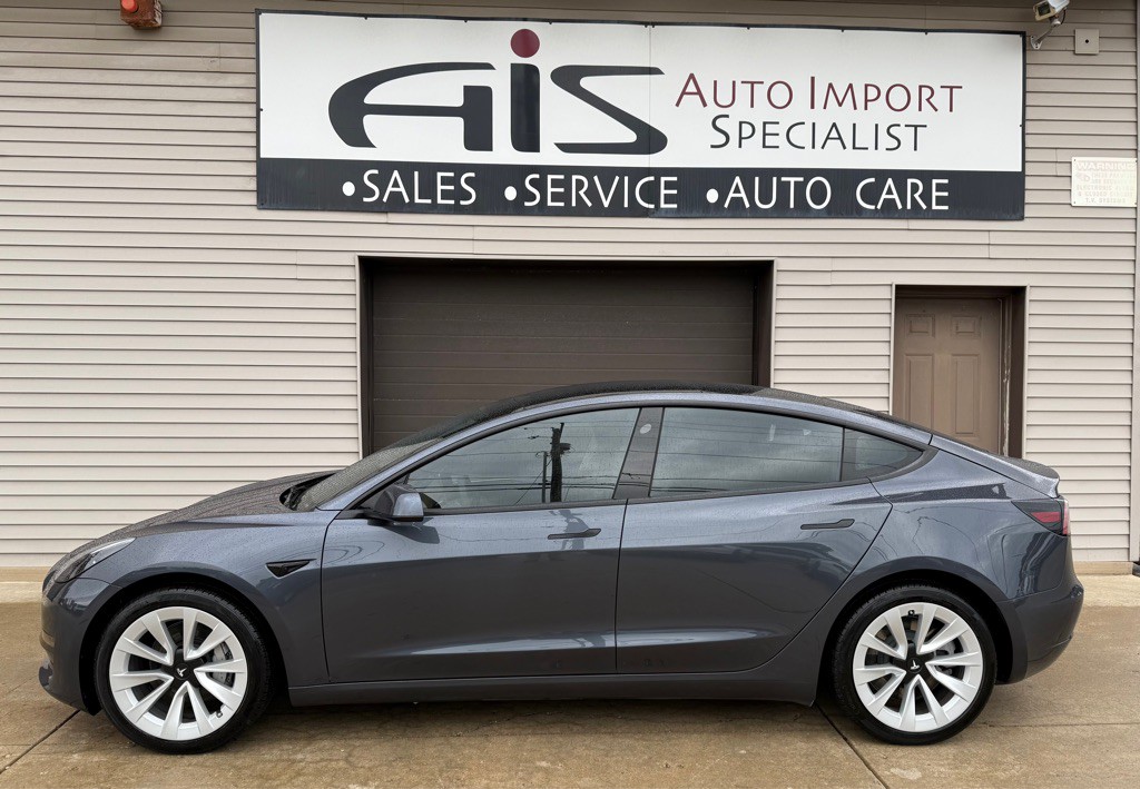 2023 Tesla Model 3 Image 3