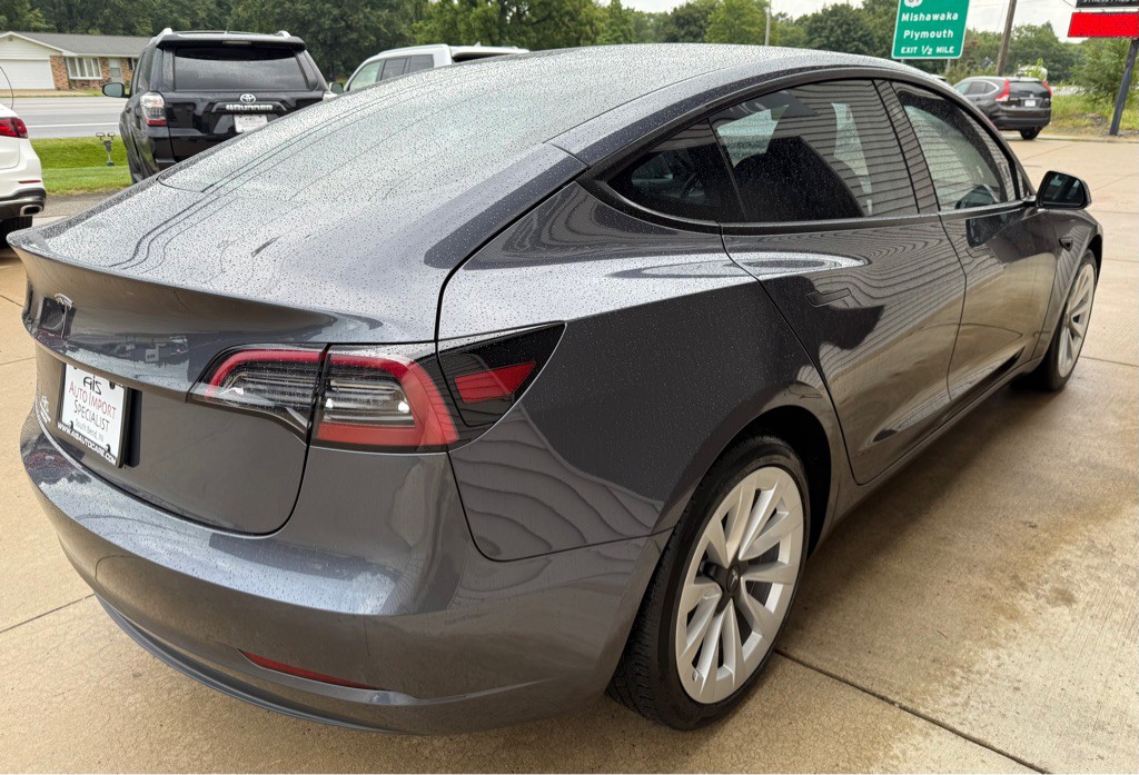 2023 Tesla Model 3 Image 5