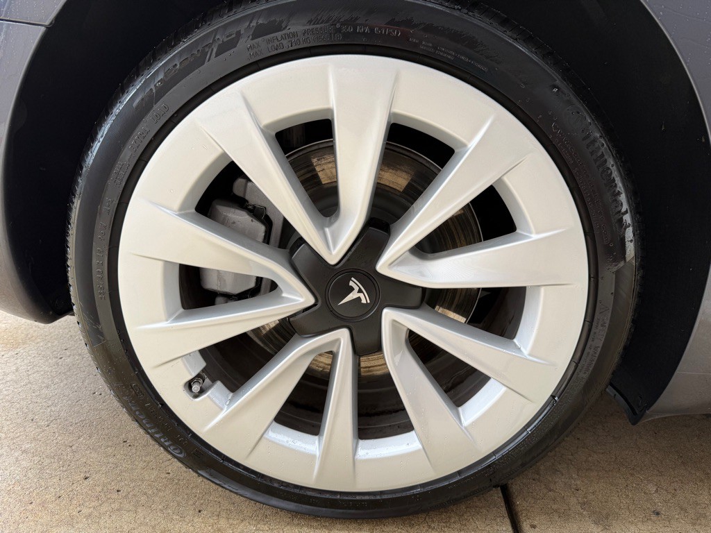 2023 Tesla Model 3 Image 12