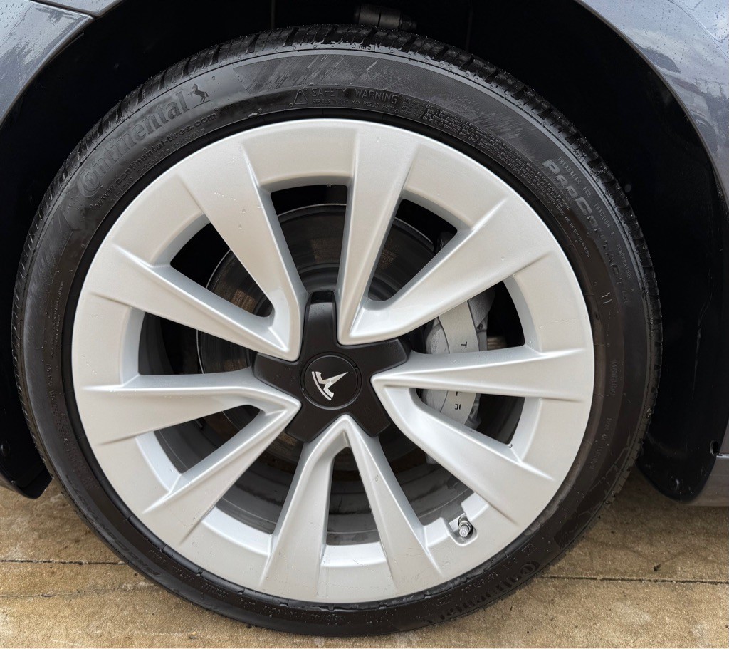 2023 Tesla Model 3 Image 13