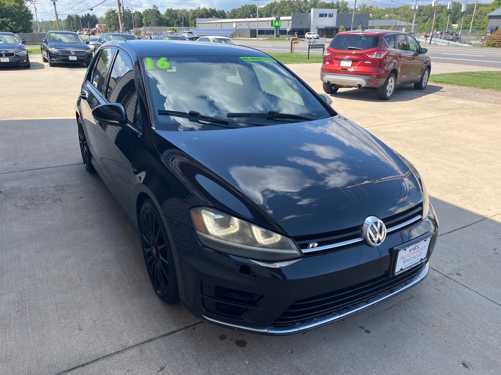 2016 Volkswagen Golf Image 3