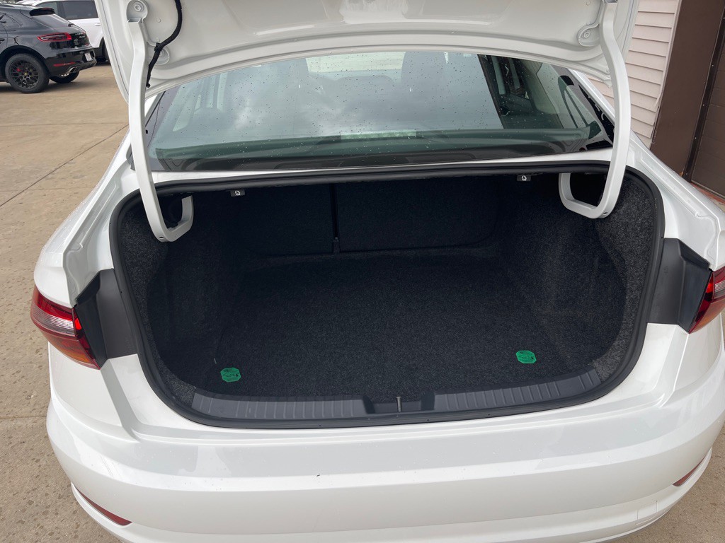 2019 Volkswagen Jetta Image 9