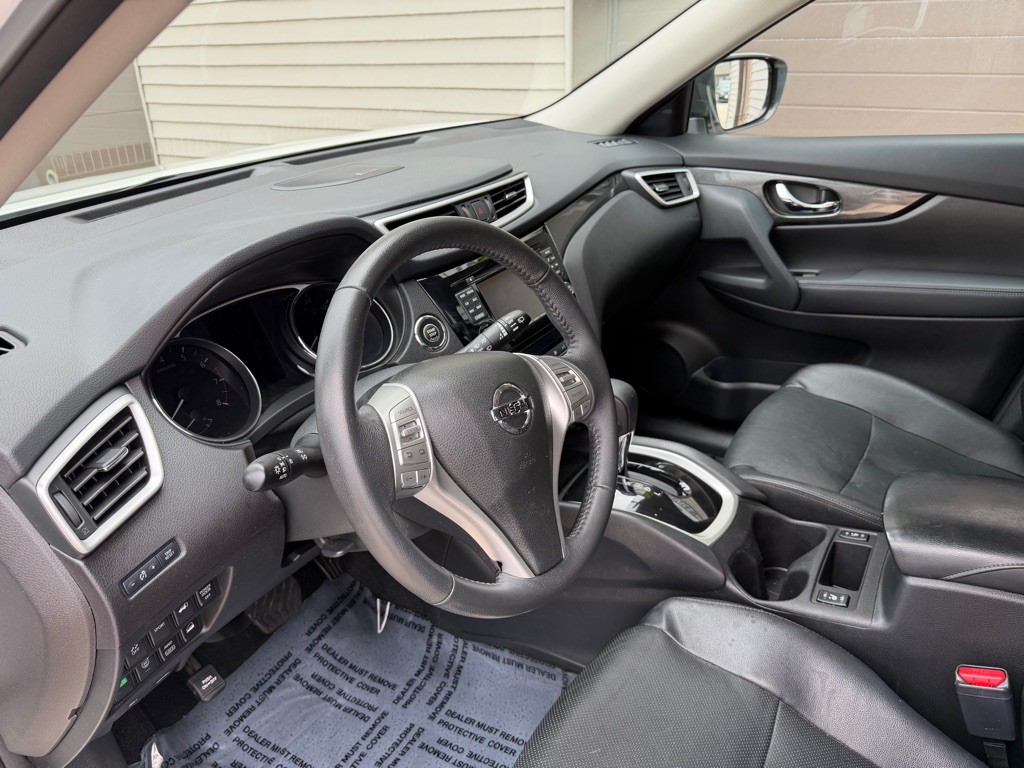 2016 Nissan Rogue Image 8