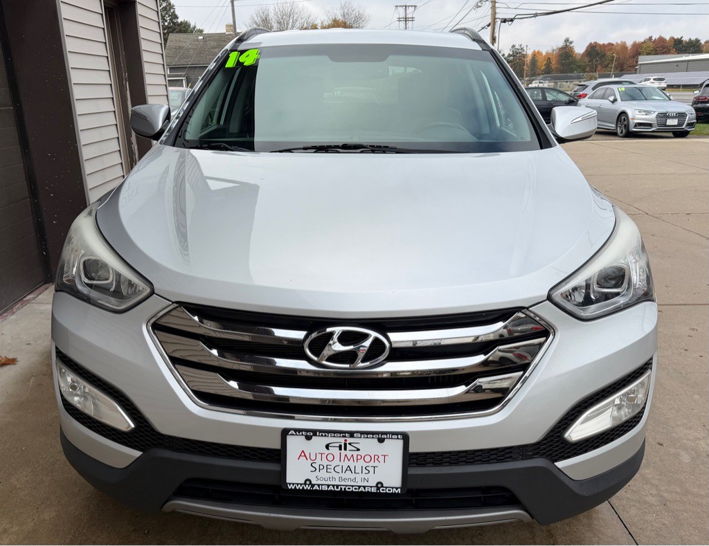 2014 Hyundai Santa Fe Sport Image 2