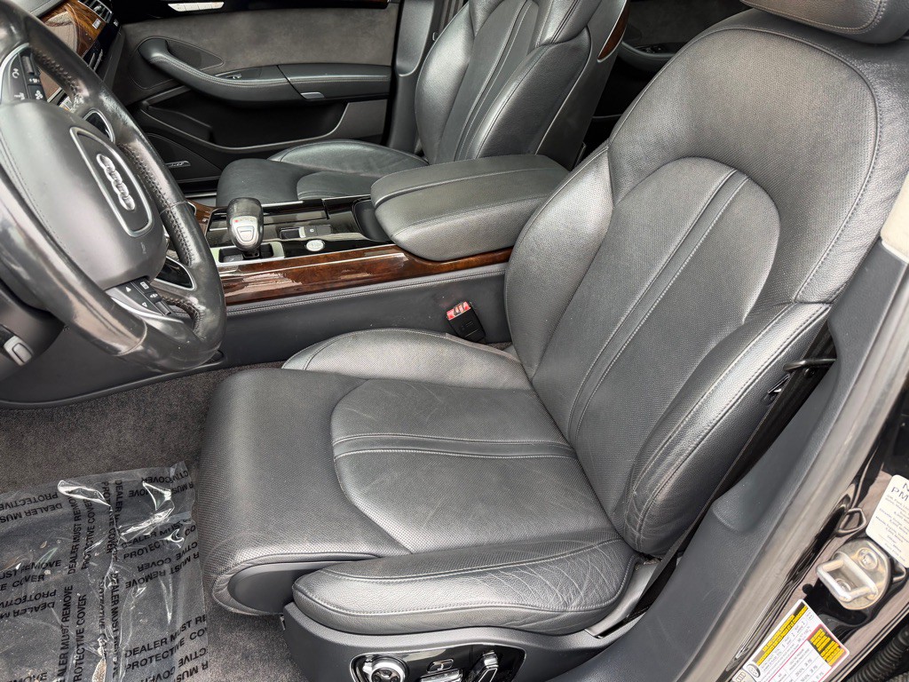 2017 Audi A8 Image 4
