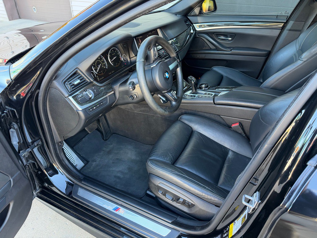 2016 BMW 5 Series Image 4