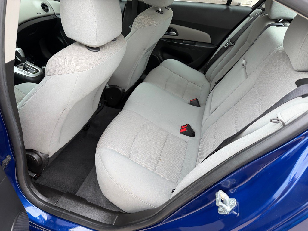 2013 Chevrolet Cruze Image 9